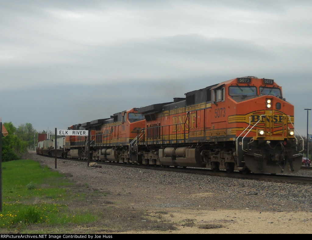 BNSF 5073 West